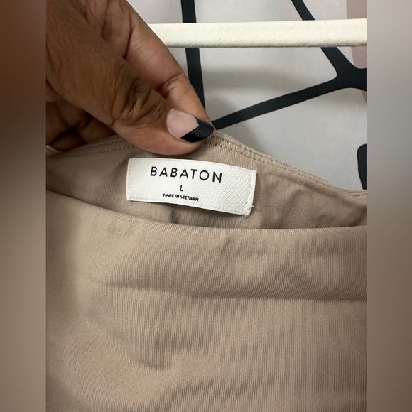 BNWOT Babaton Contour Squareneck Bodysuit - Picture 2 of 3